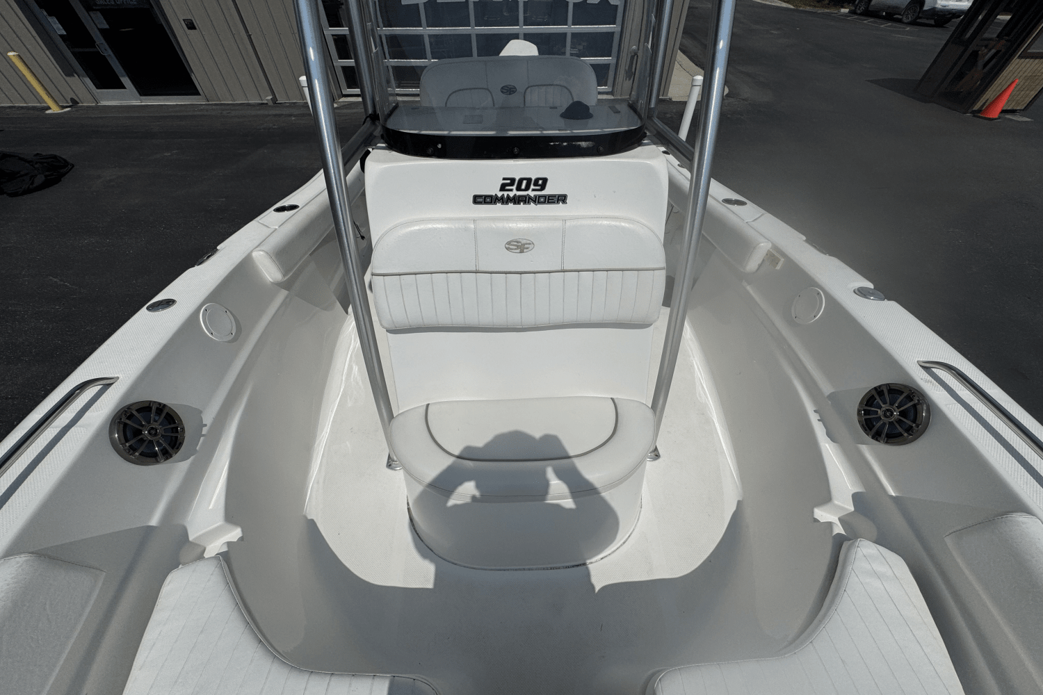 Slide: The Image of Sea Fox 209 COMMANDER CC 2014 - 15