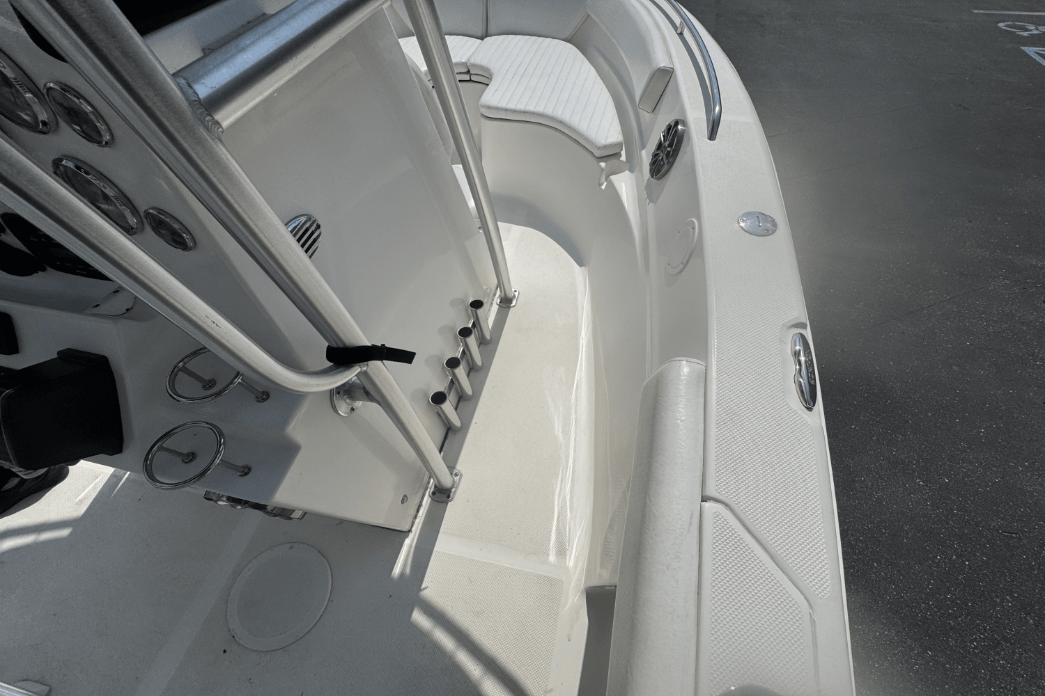 Slide: The Image of Sea Fox 209 COMMANDER CC 2014 - 28