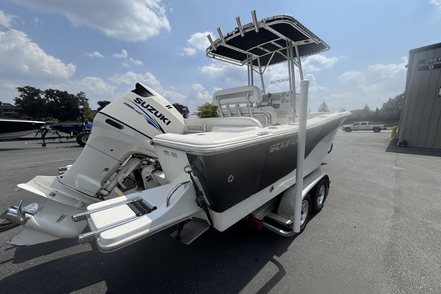 Slide: The Image of Sea Fox 209 COMMANDER CC 2014 - 5