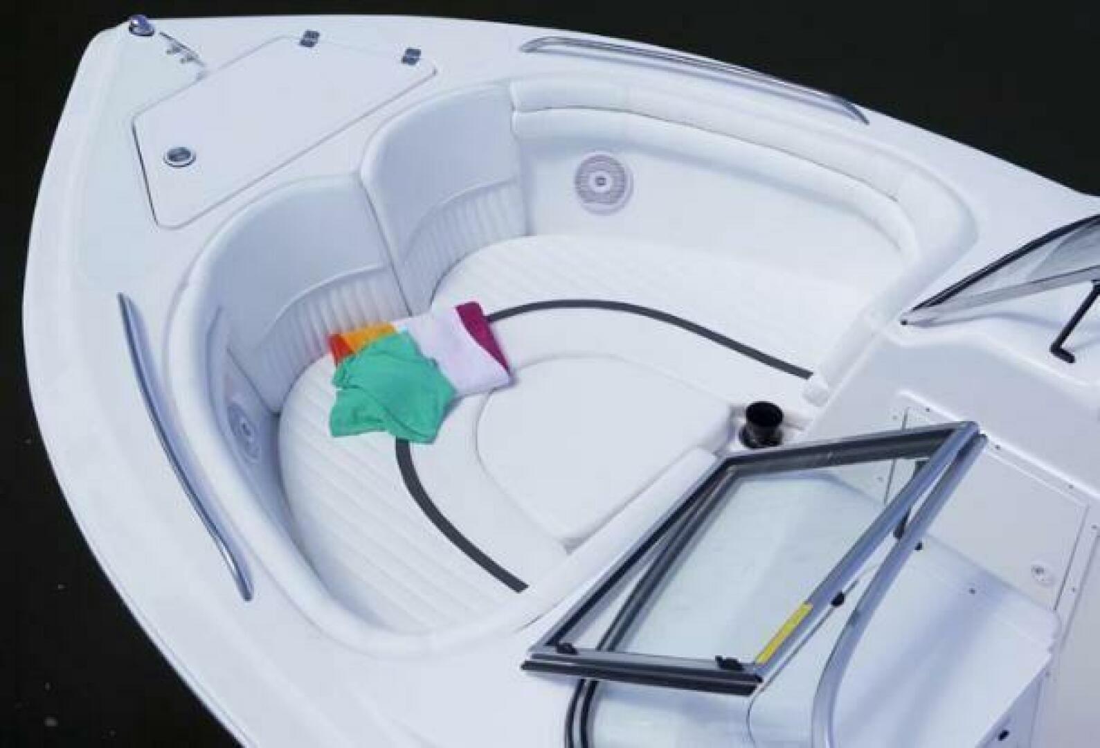 Slide: The Image of Sea Fox 226 Traveler 2014 - 5593565