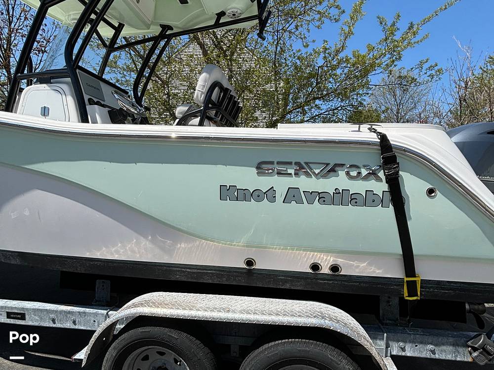Slide: The Image of Sea Fox 228 Commander 2020 - 10