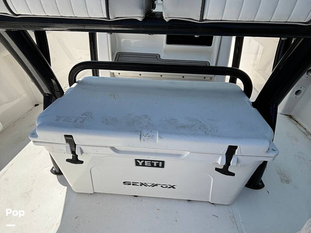 Slide: The Image of Sea Fox 228 Commander 2020 - 21