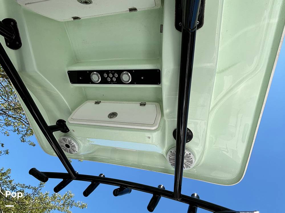 Slide: The Image of Sea Fox 228 Commander 2020 - 46