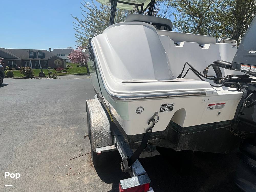 Slide: The Image of Sea Fox 228 Commander 2020 - 6