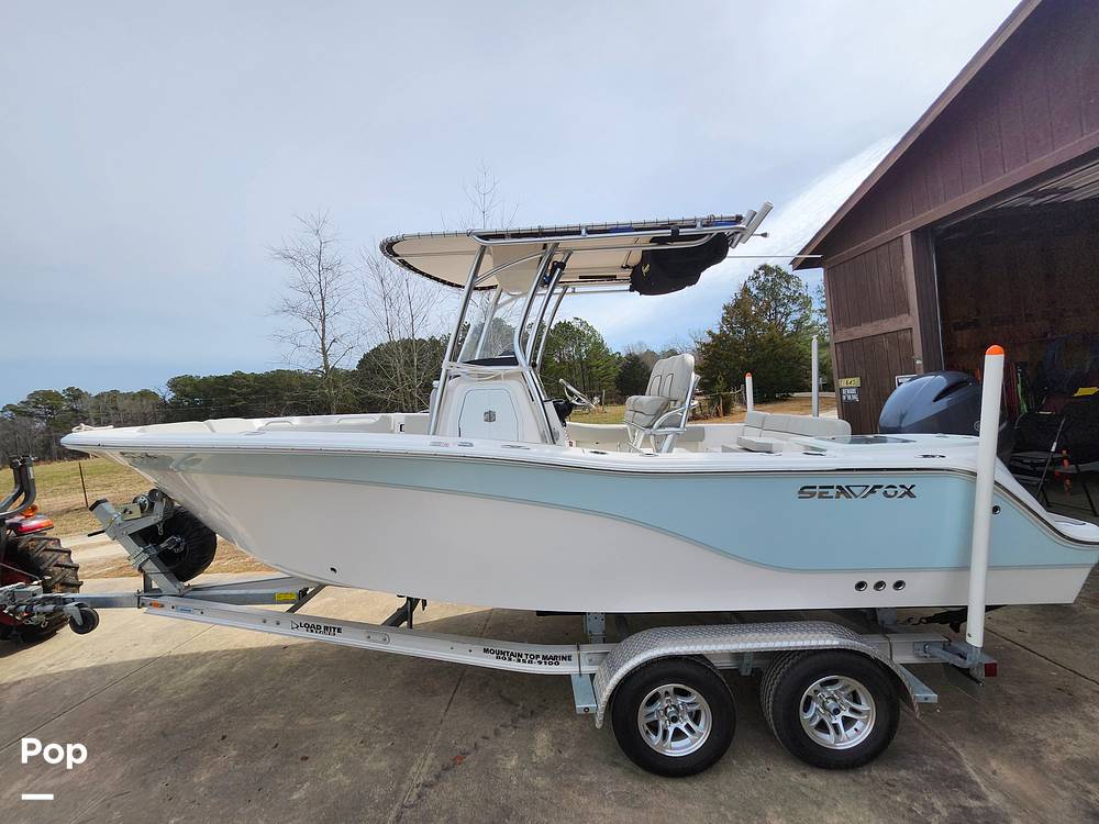 Slide: The Image of Sea Fox 228 Commander 2021 - 0