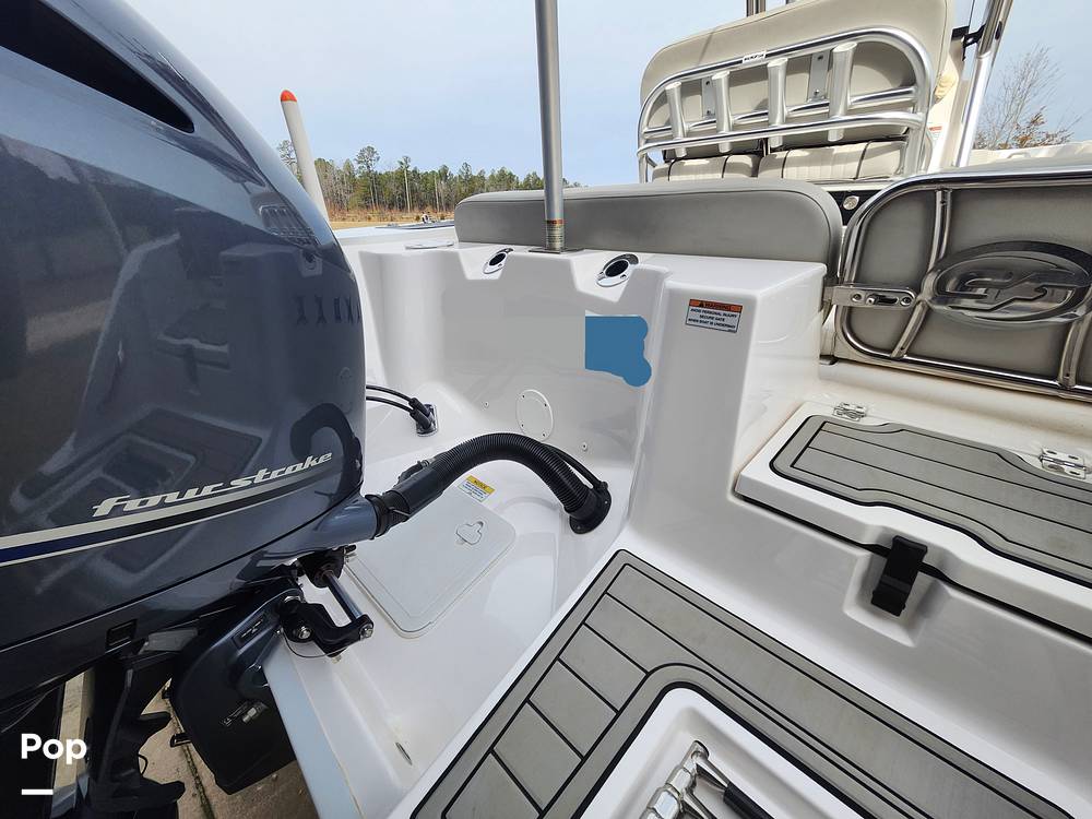 Slide: The Image of Sea Fox 228 Commander 2021 - 26