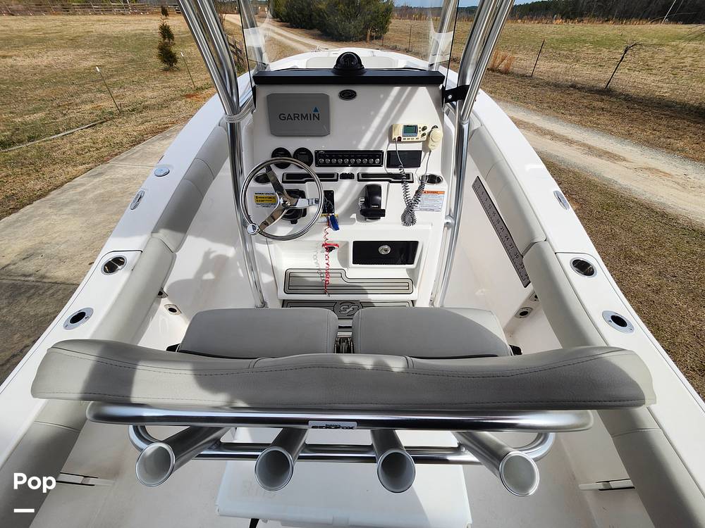 Slide: The Image of Sea Fox 228 Commander 2021 - 3