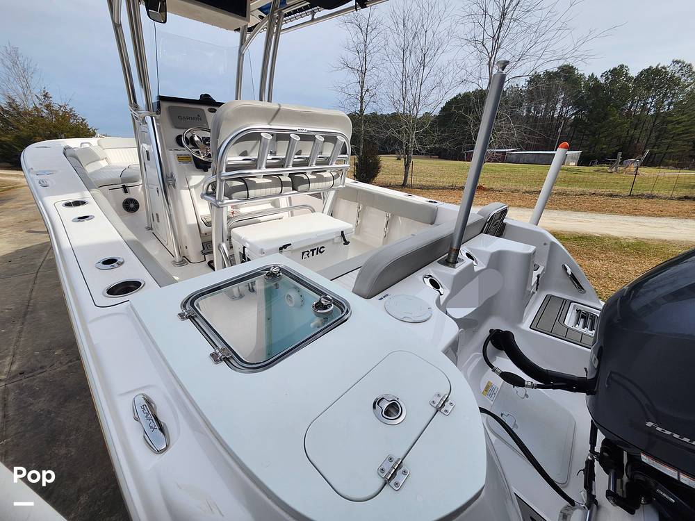 Slide: The Image of Sea Fox 228 Commander 2021 - 39
