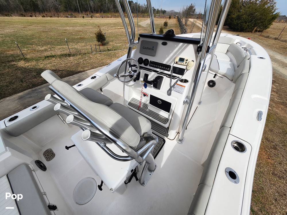 Slide: The Image of Sea Fox 228 Commander 2021 - 47