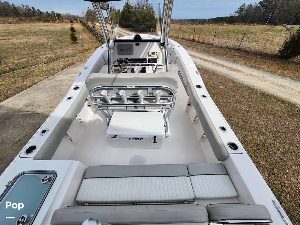 Slide: The Image of Sea Fox 228 Commander 2021 - 6