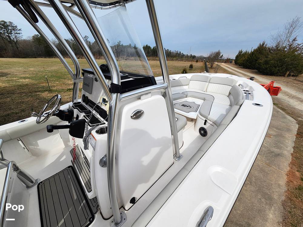 Slide: The Image of Sea Fox 228 Commander 2021 - 63