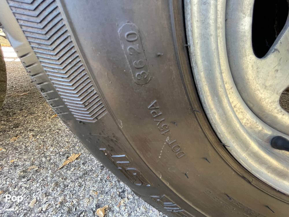 Slide: The Image of Tire Date Code - 14974081