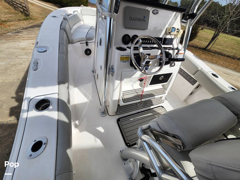 Slide: The Image of Sea Fox 228 Commander 2021 - 80