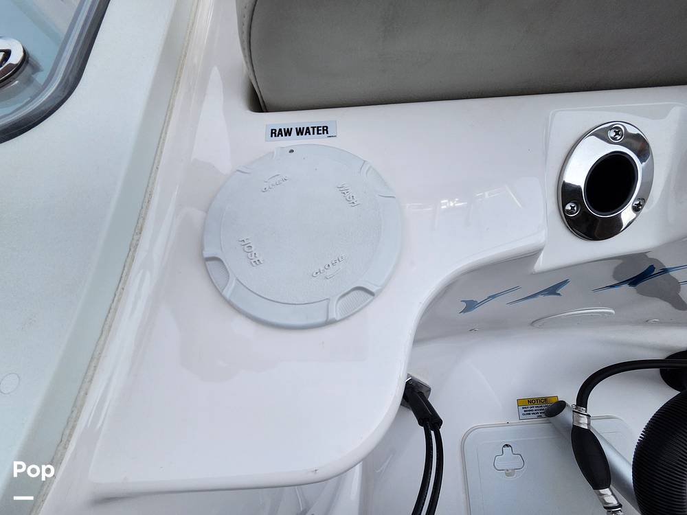 Slide: The Image of Sea Fox 228 Commander 2021 - 85