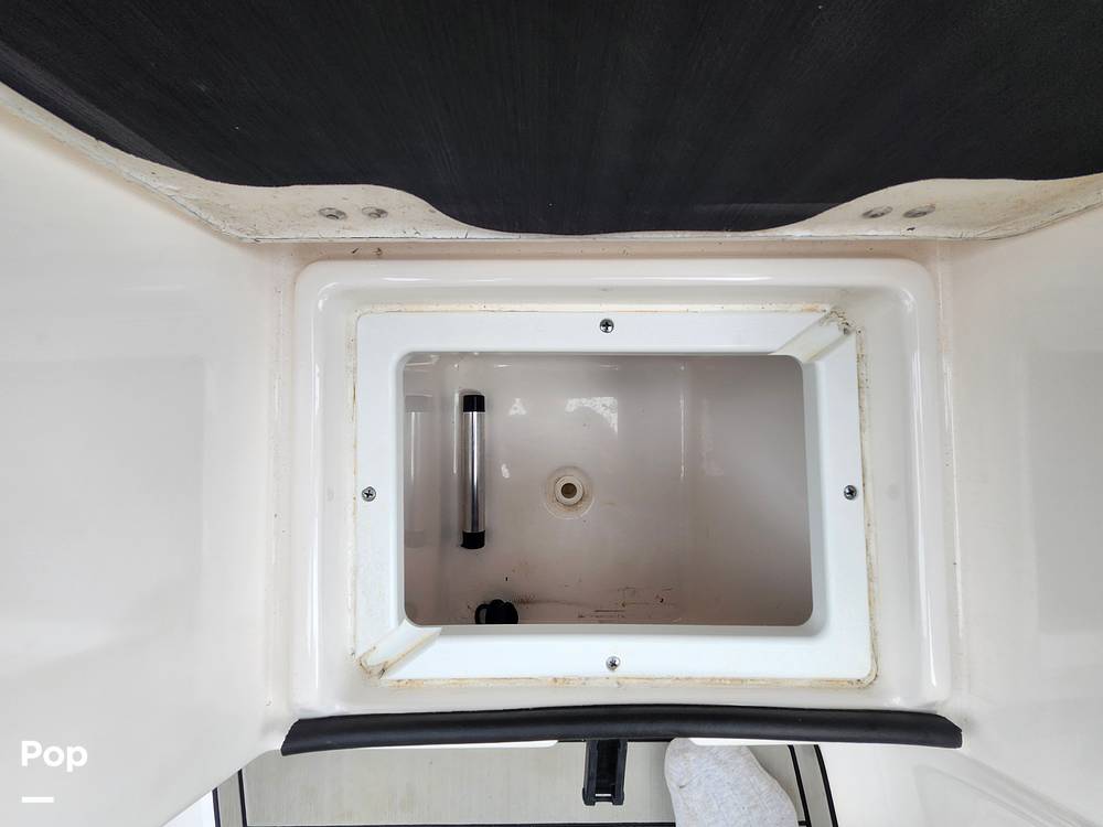 Slide: The Image of Sea Fox 228 Commander 2021 - 87