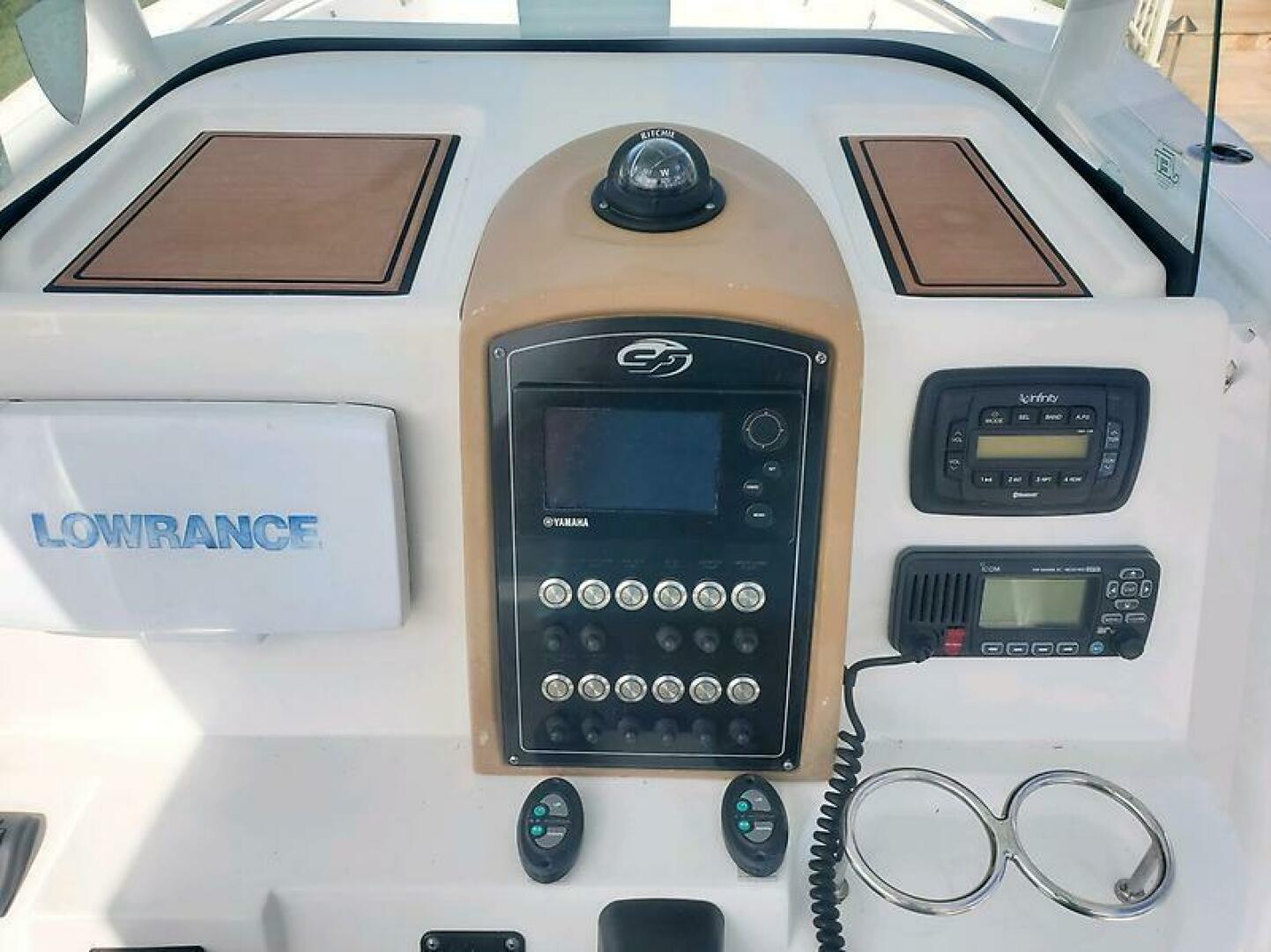 Slide: The Image of Sea Fox 246 Commander 2015 - 5015394