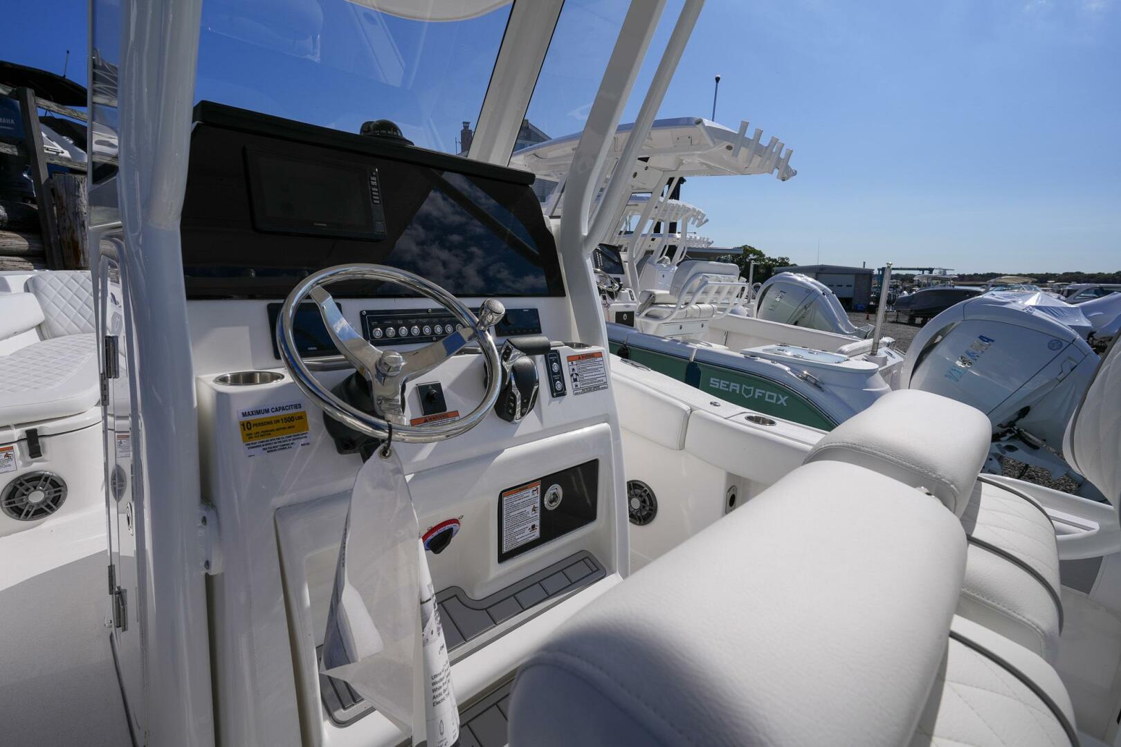 Slide: The Image of Sea Fox 248 Commander 2025 - 10