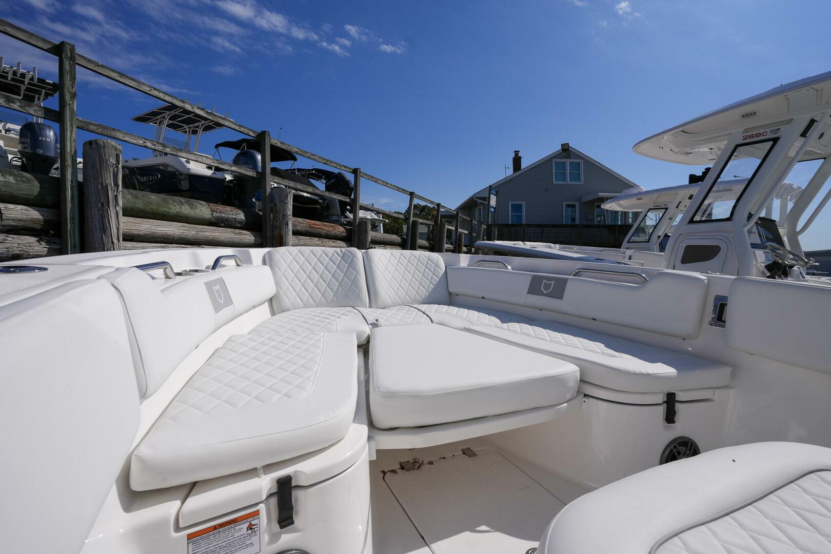 Slide: The Image of Sea Fox 248 Commander 2025 - 12