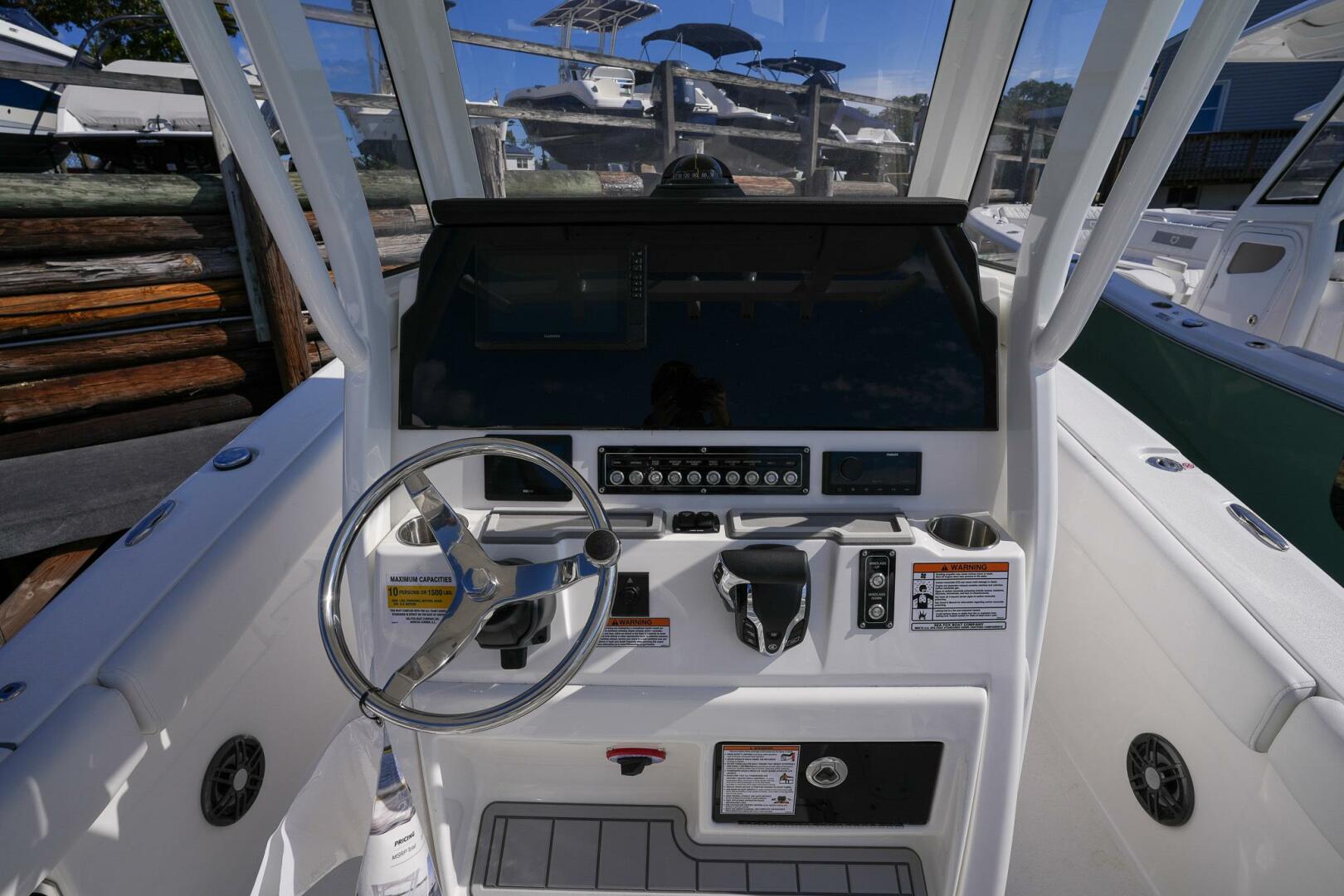 Slide: The Image of Sea Fox 248 Commander 2025 - 9