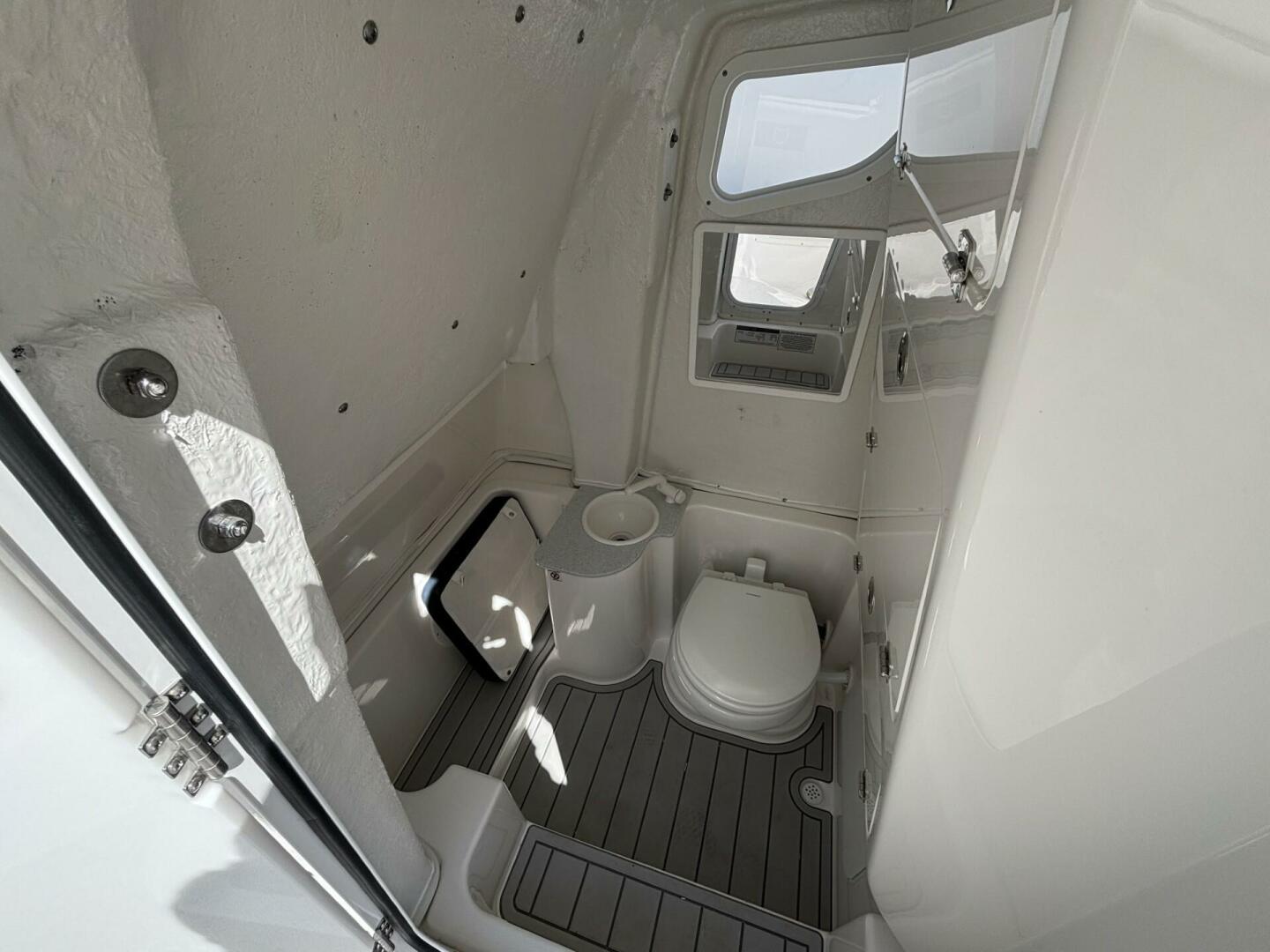 Slide: The Image of Sea Fox 268 Commander 2025 - 5045699