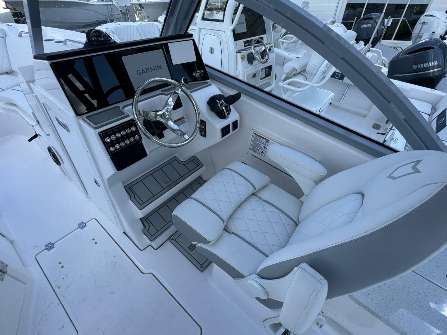 Slide: The Image of Sea Fox 268 Traveler 2025 - 4819542
