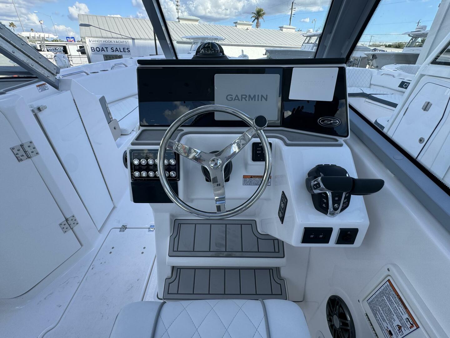 Slide: The Image of Sea Fox 268 Traveler 2025 - 4819548