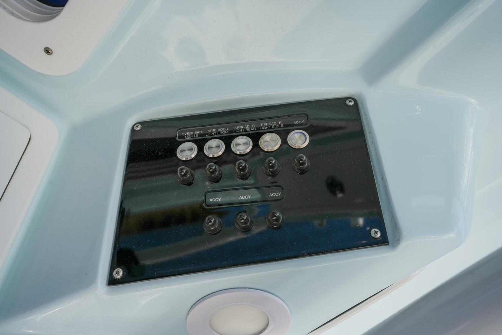 Slide: The Image of Sea Fox 288 Commander 2022 - 4732694