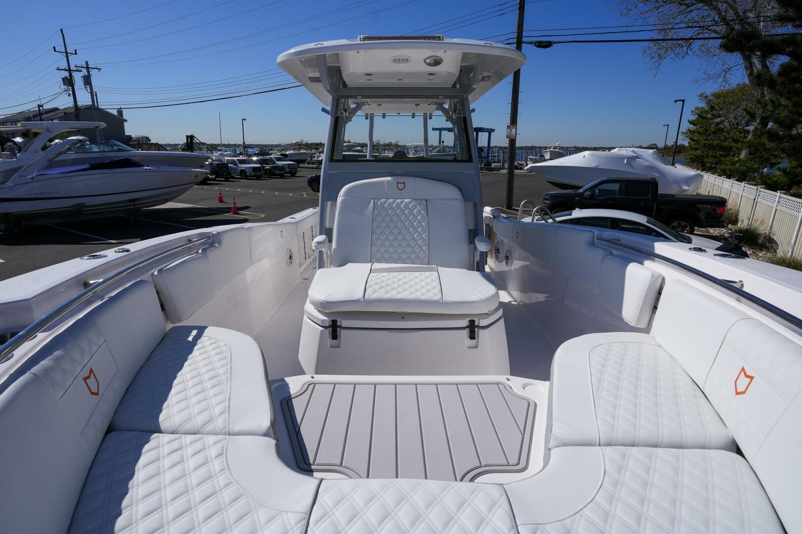 Slide: The Image of Sea Fox 288 Commander 2025 - 15