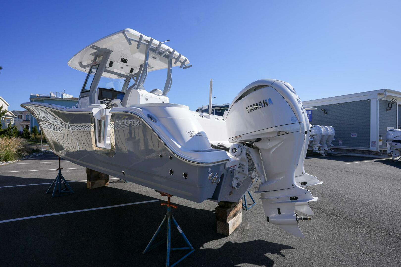 Slide: The Image of Sea Fox 288 Commander 2025 - 4