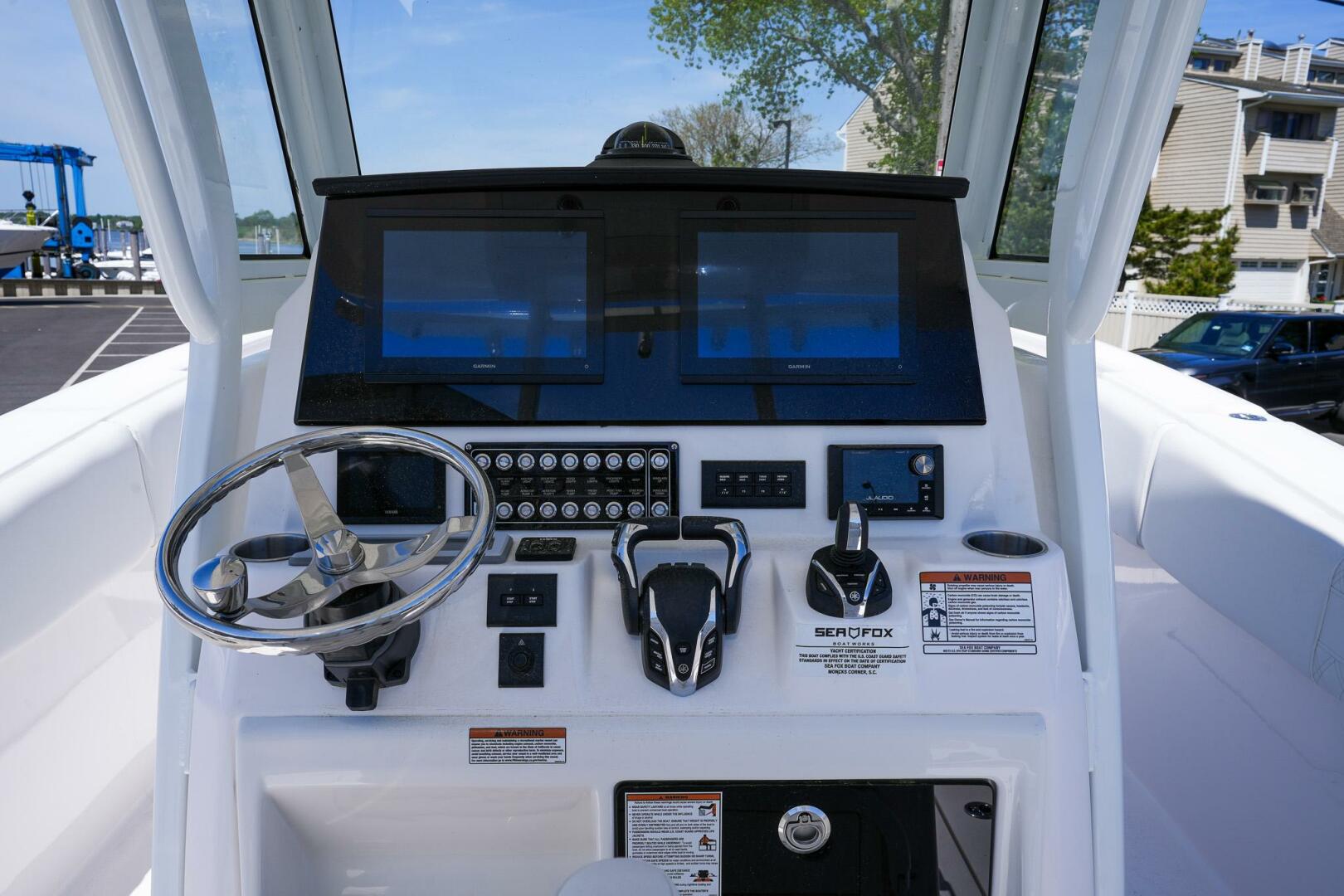 Slide: The Image of Sea Fox 288 Commander 2025 - 5308022