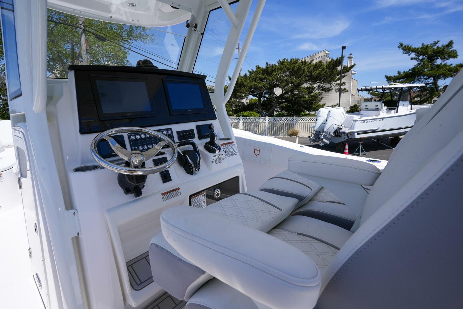 Slide: The Image of Sea Fox 288 Commander 2025 - 5308024