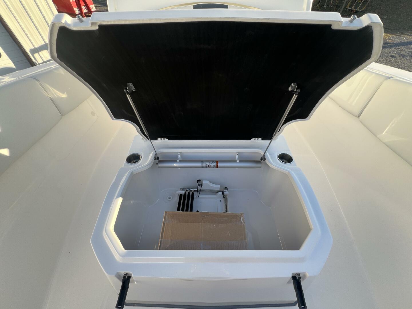 Slide: The Image of Sea Fox 288 Commander Open Coffin Box Storage - 4949654