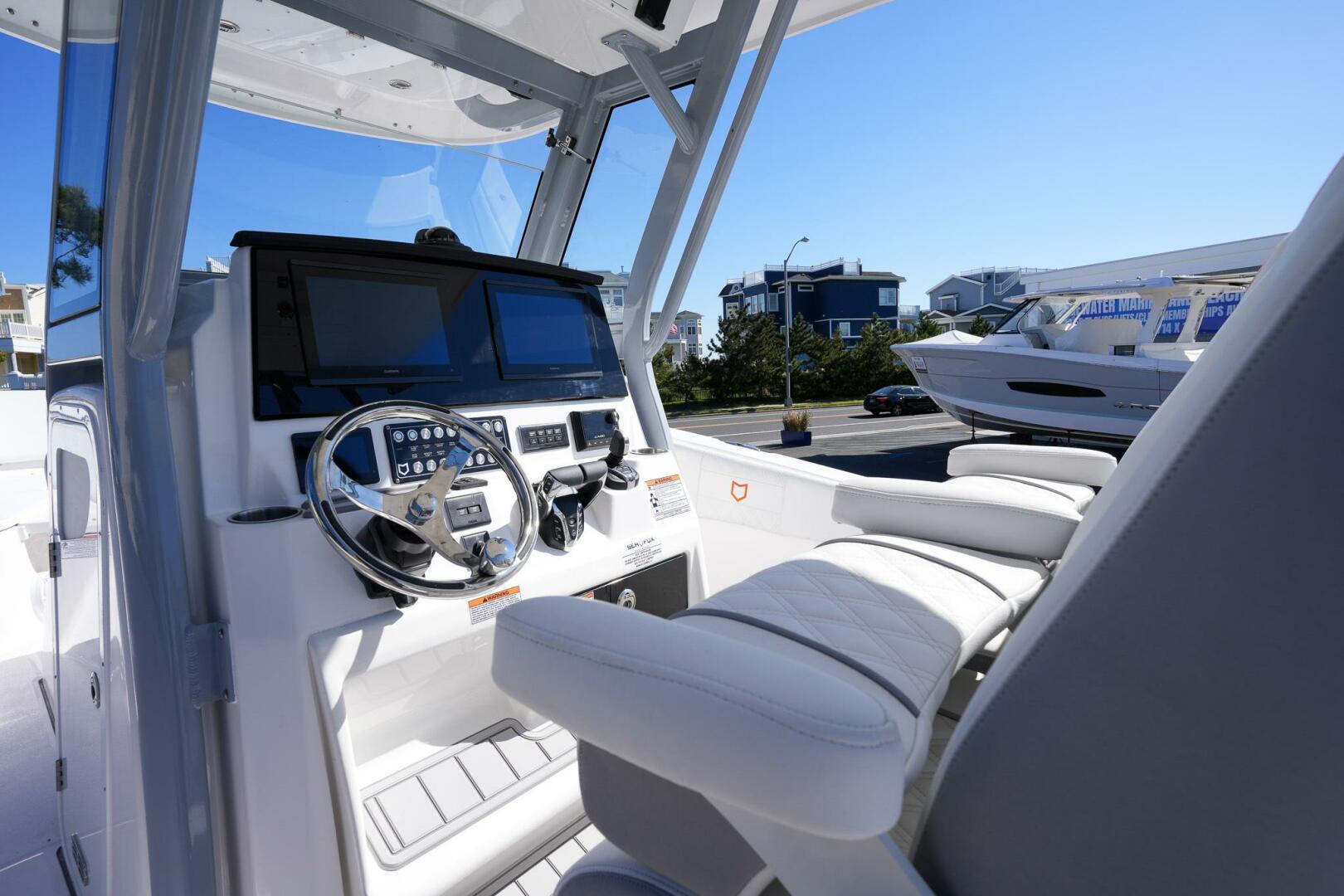 Slide: The Image of Sea Fox 288 Commander 2025 - 9