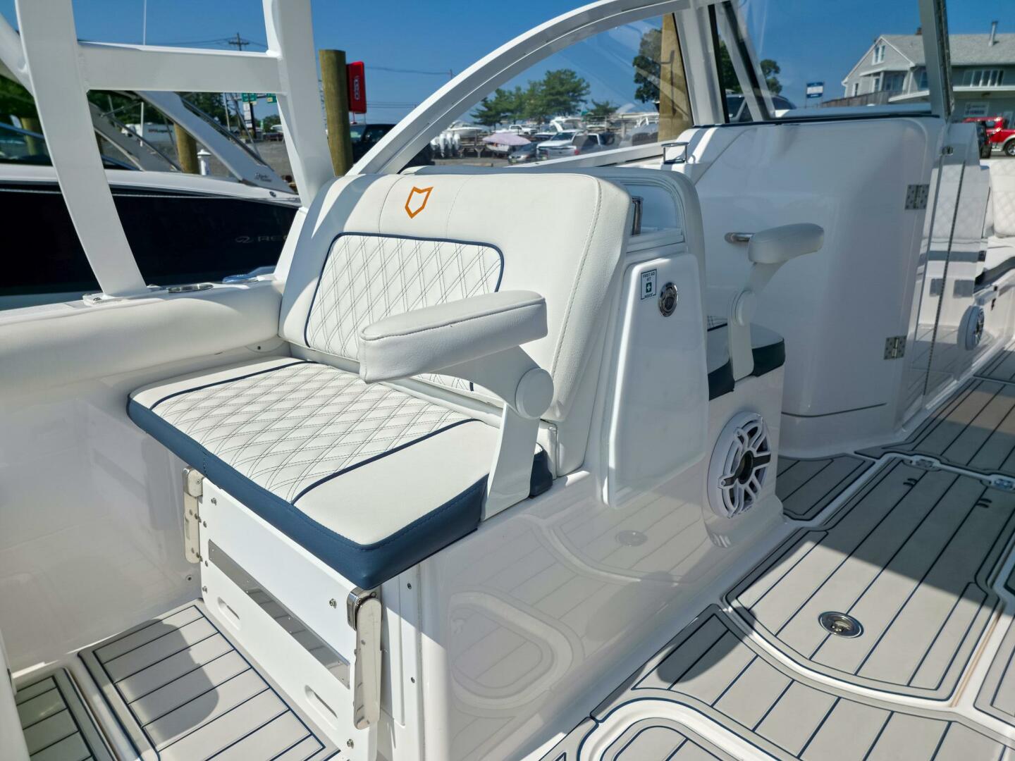 Slide: The Image of Sea Fox 288 Traveler 2024 - 5577501