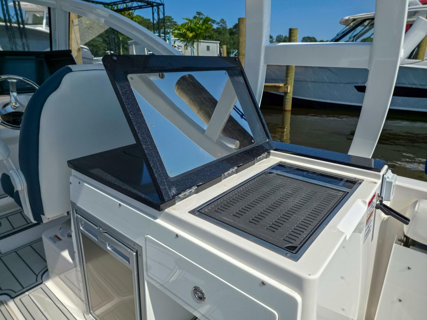 Slide: The Image of Sea Fox 288 Traveler 2024 - 5577510