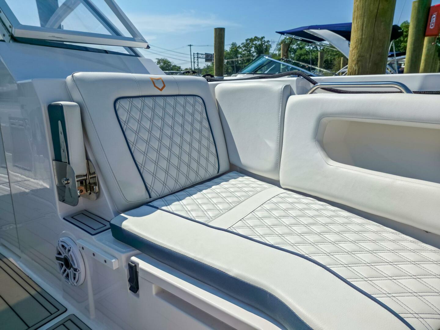 Slide: The Image of Sea Fox 288 Traveler 2024 - 5577492