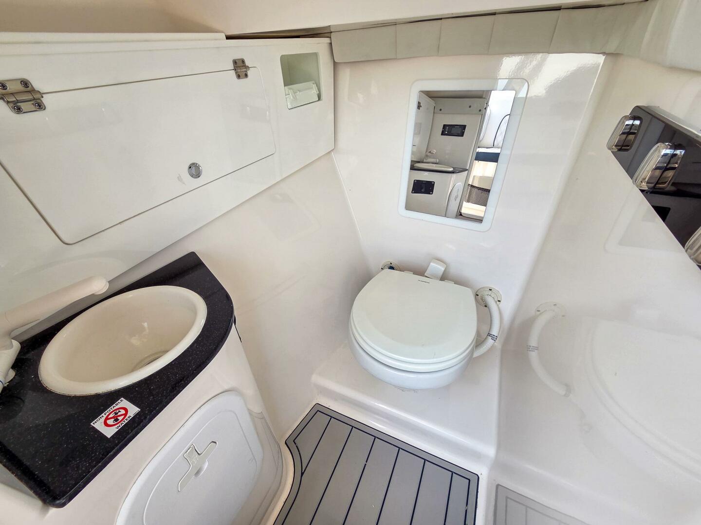 Slide: The Image of Sea Fox 288 Traveler 2024 - 5577497