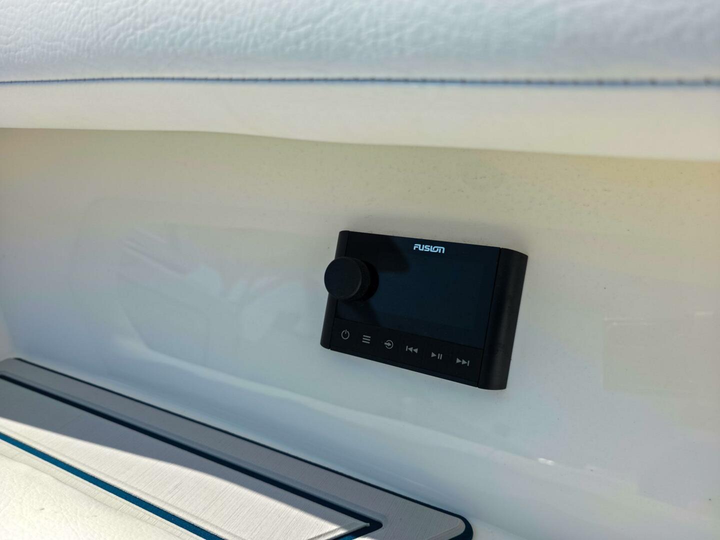 Slide: The Image of Sea Fox 288 Traveler 2024 - 5577493