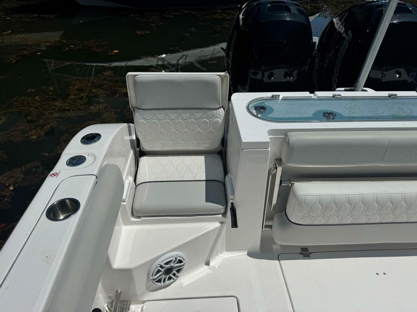 Slide: The Image of Sea Fox 328 Commander 2022 - 5343787