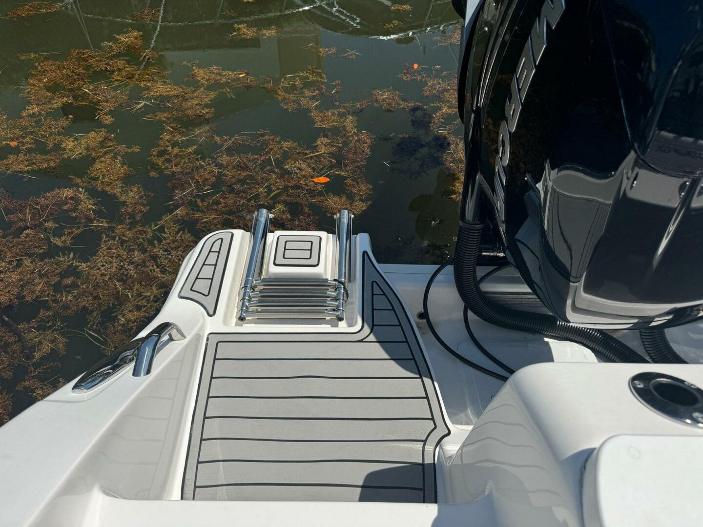 Slide: The Image of Sea Fox 328 Commander 2022 - 5343788