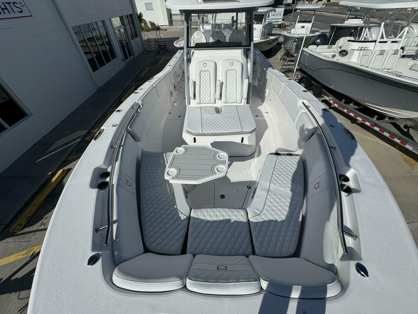 Slide: The Image of Sea Fox 328 Commander 2025 - 4759544