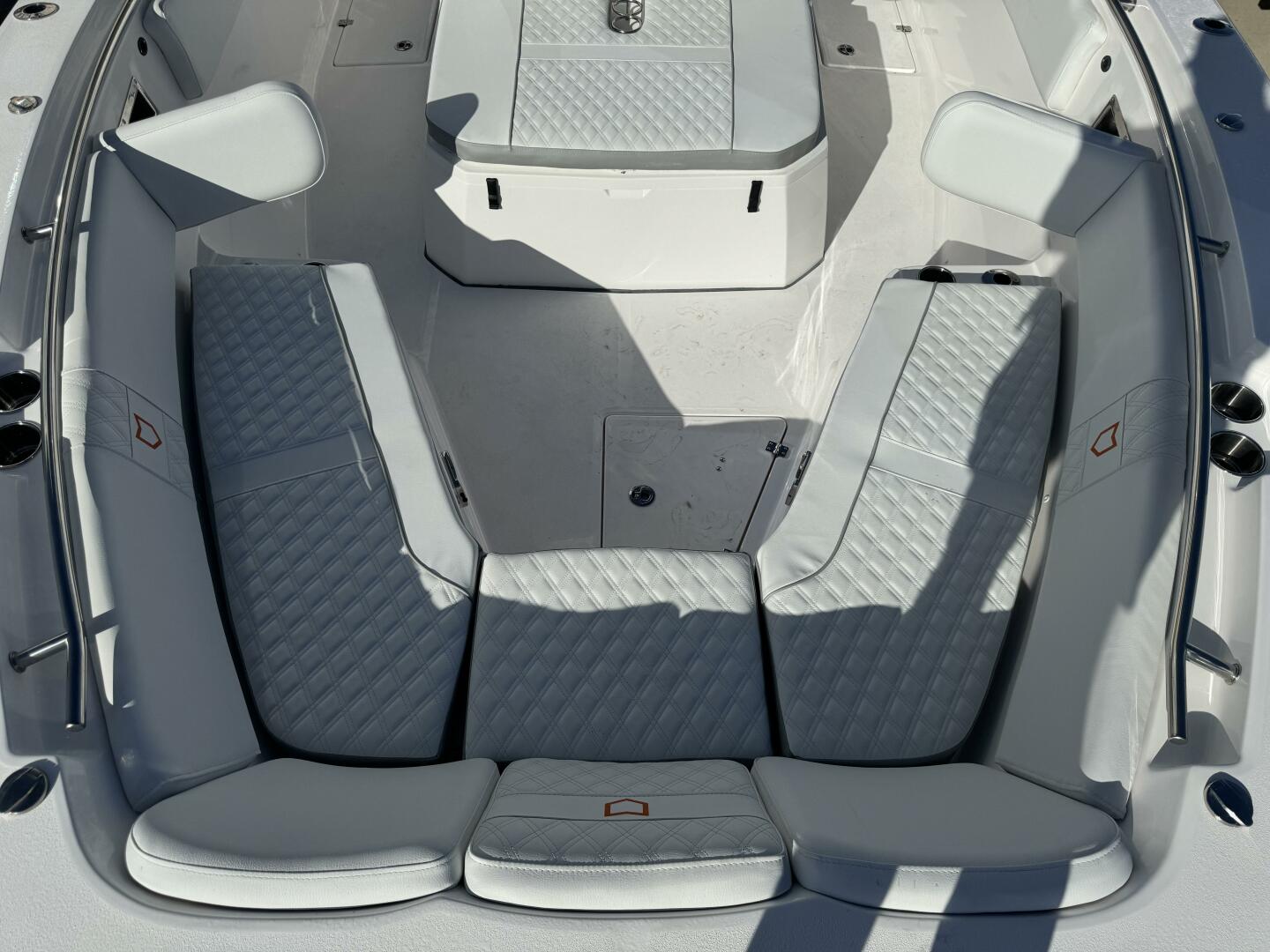 Slide: The Image of Sea Fox 328 Commander 2025 - 4759545