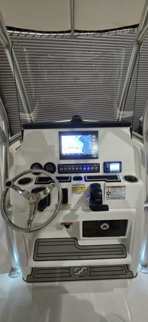 Slide: The Image of Sea Fox COMMANDER 2020 - 5148071