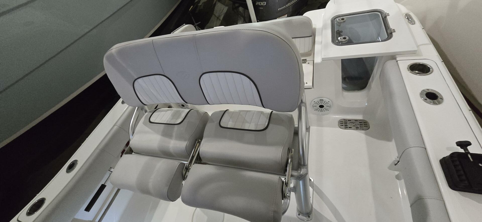 Slide: The Image of Sea Fox COMMANDER 2020 - 5148072