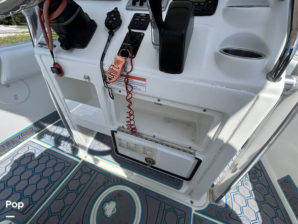 Slide: The Image of Sea Hunt 225 2015 - 15769323