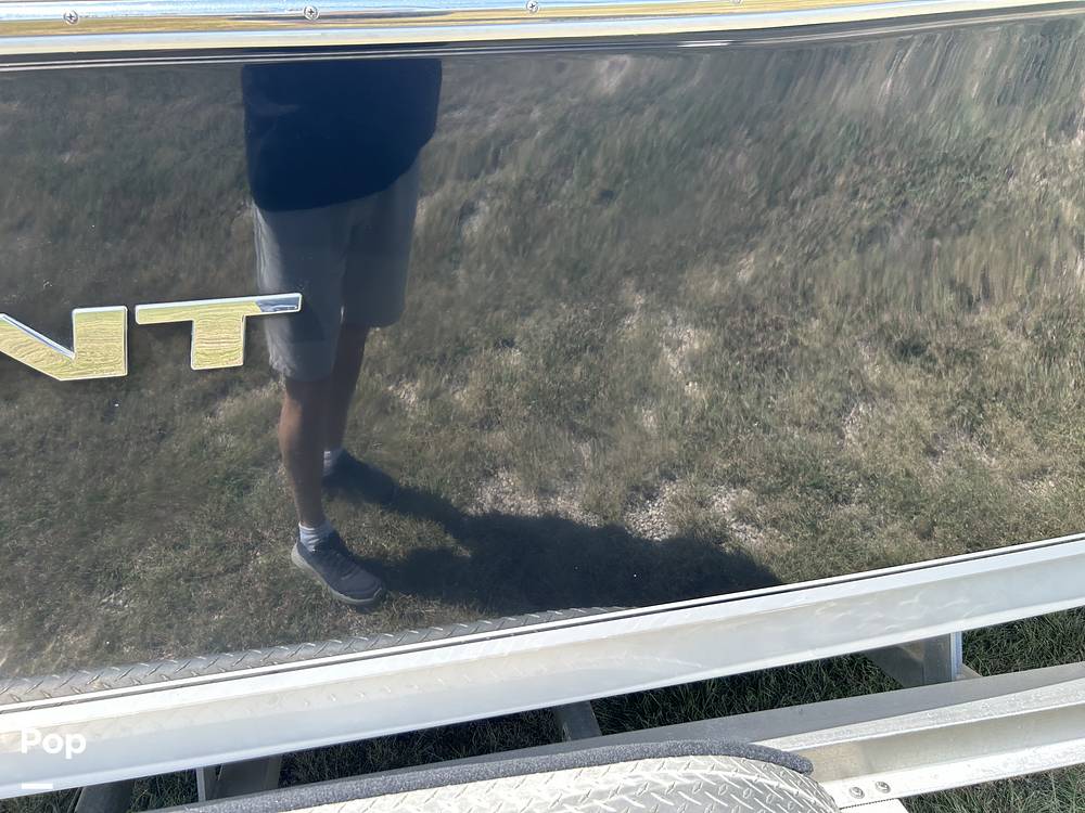 Slide: The Image of Sea Hunt 225 2015 - 15769416