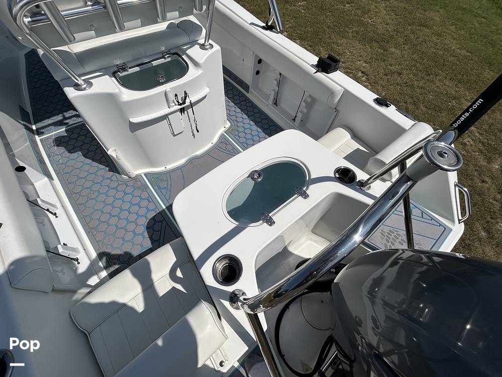 Slide: The Image of Sea Hunt 225 2015 - 15769285