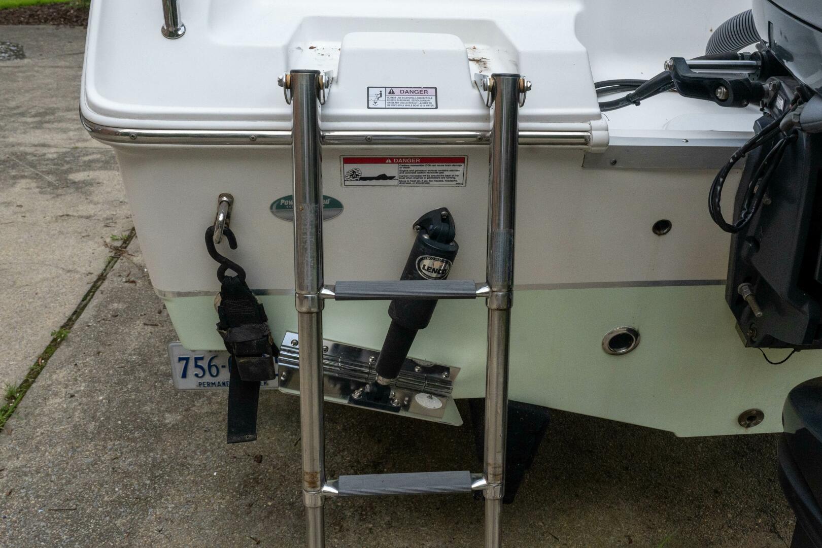 Slide: The Image of Sea Hunt 225 Ultra 2017 - 5489596