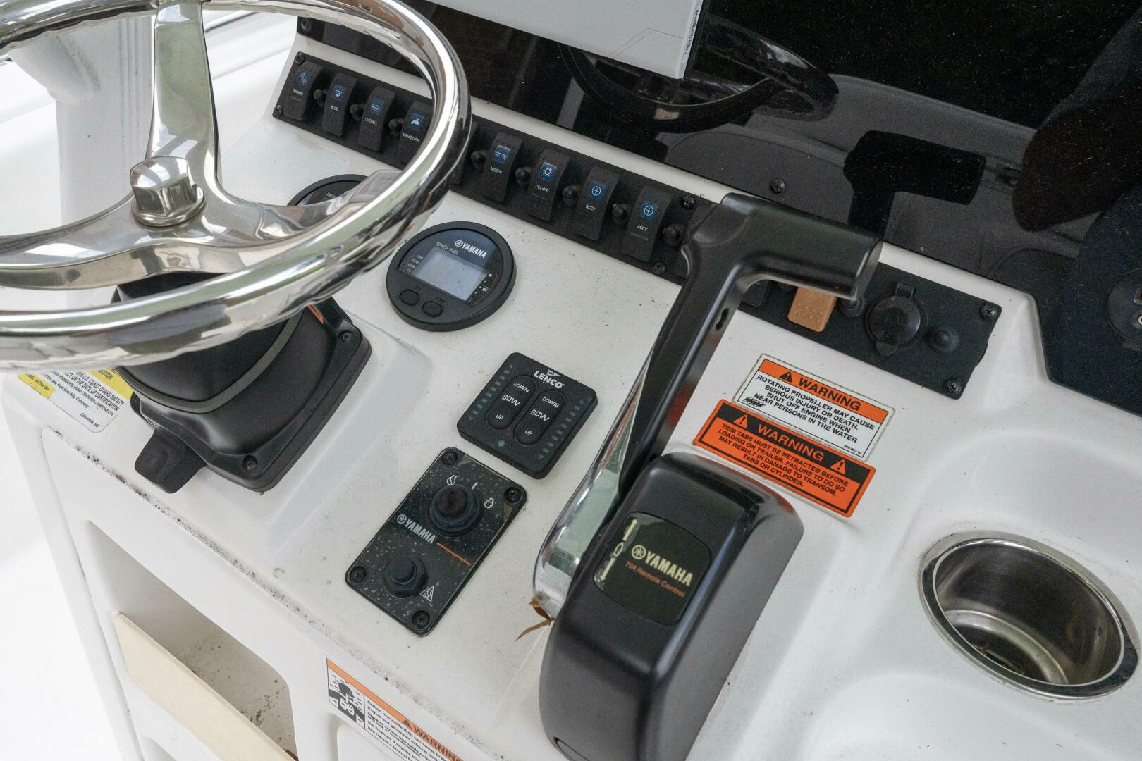 Slide: The Image of Sea Hunt 225 Ultra 2017 - 5489599