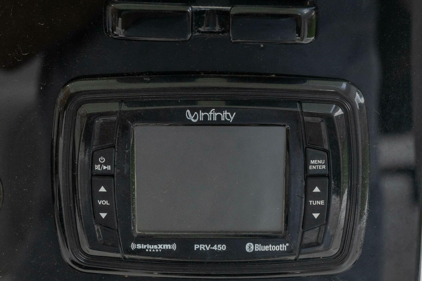 Slide: The Image of Sea Hunt 225 Ultra 2017 - 5489601